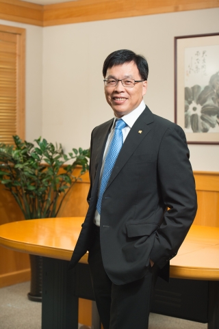 Prof Rick Wong